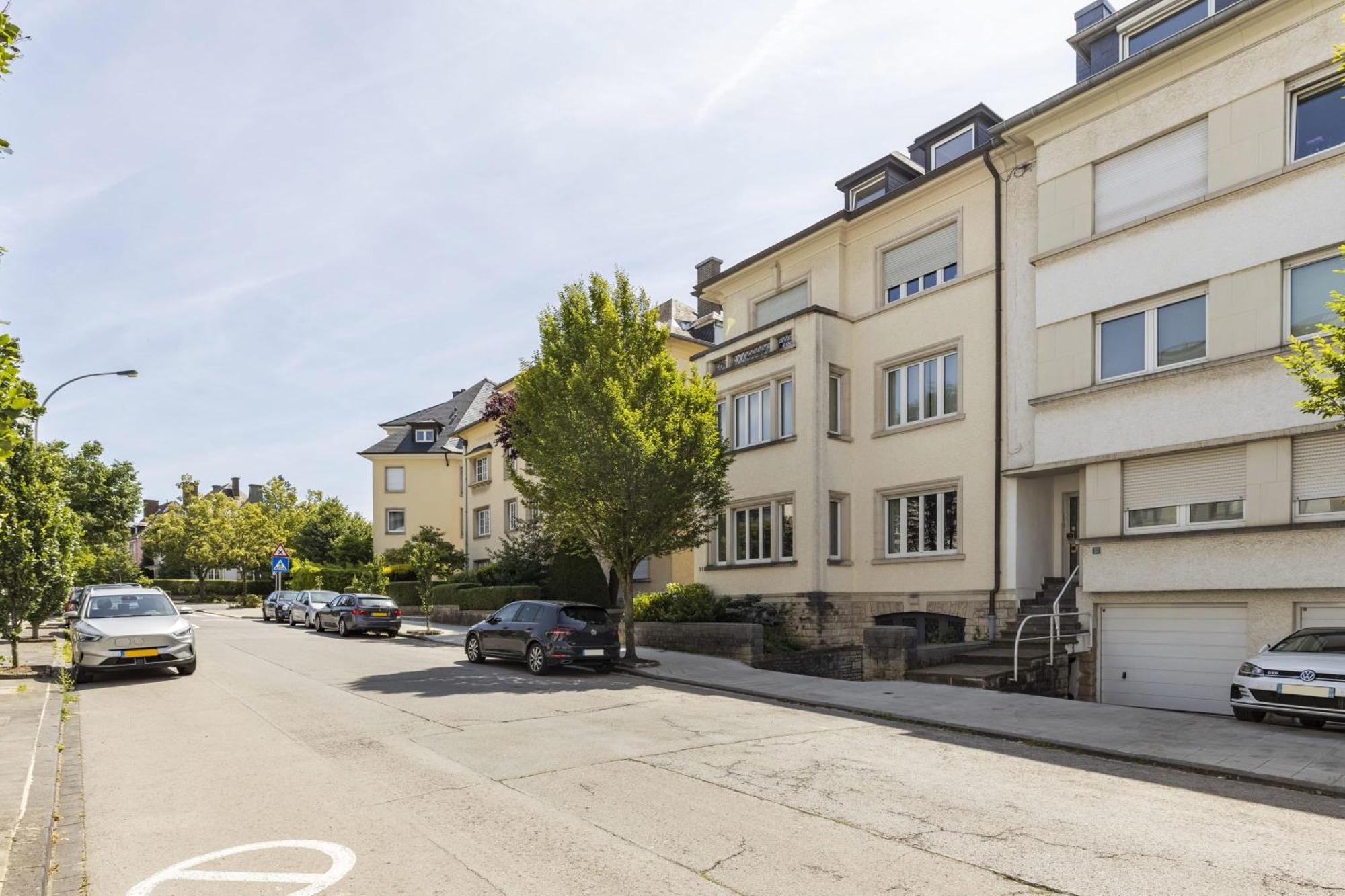 Апартаменты Stylish Ground-Floor Retreat In Bonnevoie Люксембург Экстерьер фото