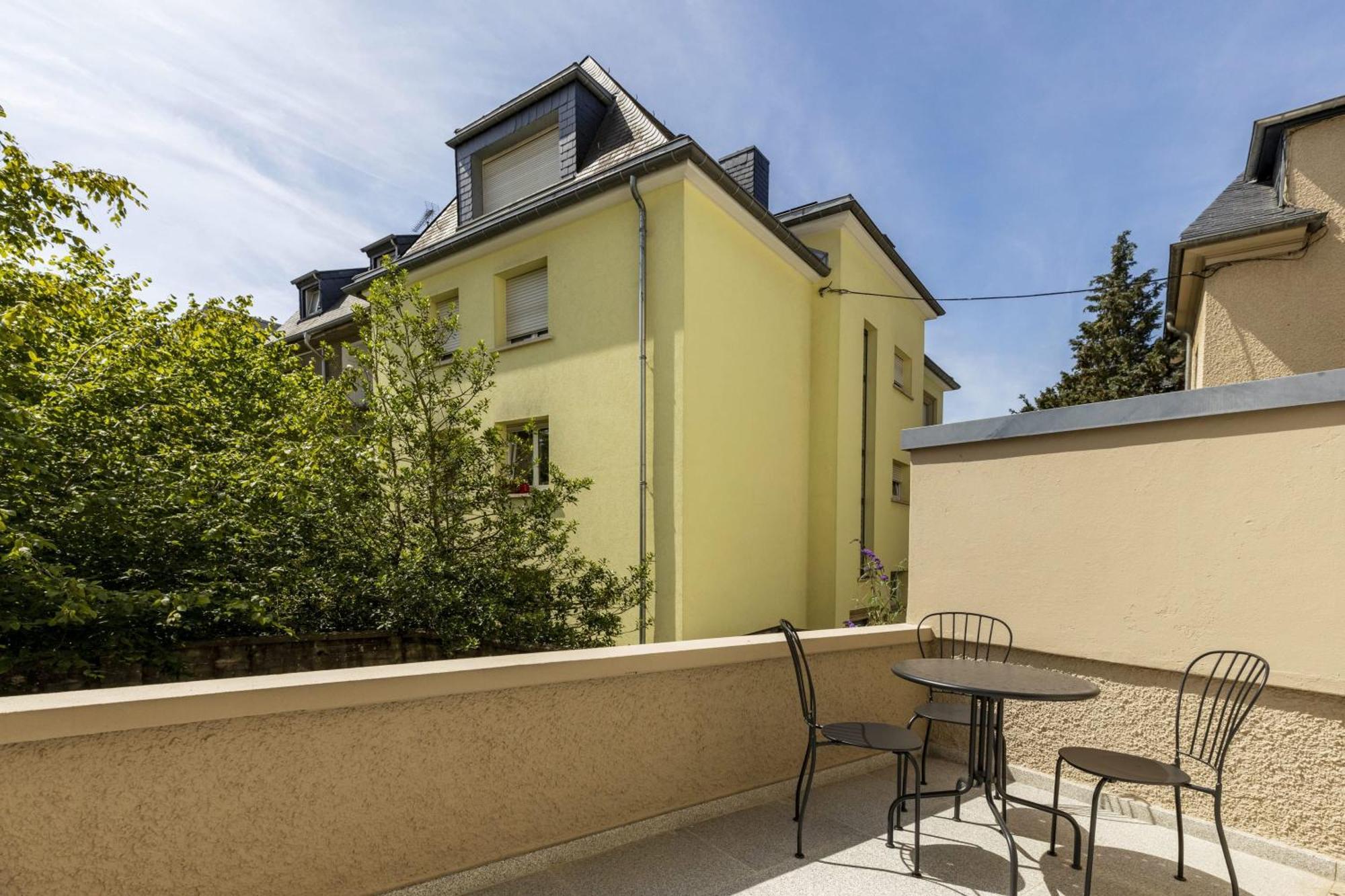 Апартаменты Stylish Ground-Floor Retreat In Bonnevoie Люксембург Экстерьер фото